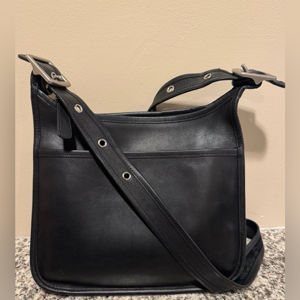 Pre-Loved Vintage COACH Legacy Leather Zip Bag